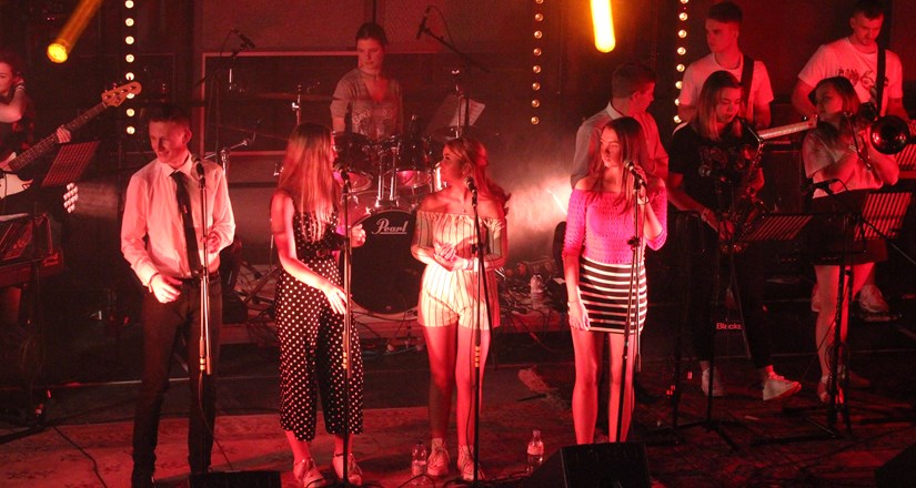 SMS Rock and Pop 4