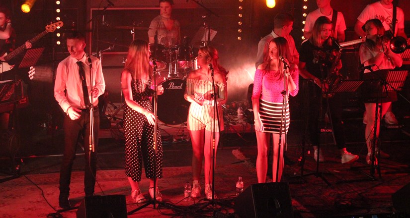 SMS Rock and Pop 1